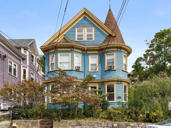 80 Paul Gore St #3, Jamaica Plain, MA 02130