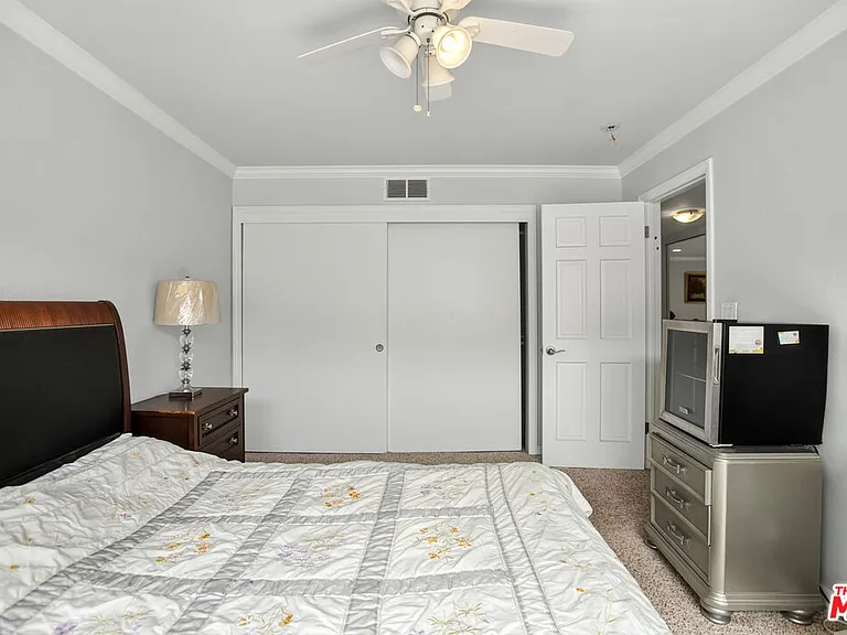 1110 S Shenandoah St #8 — Photo 14