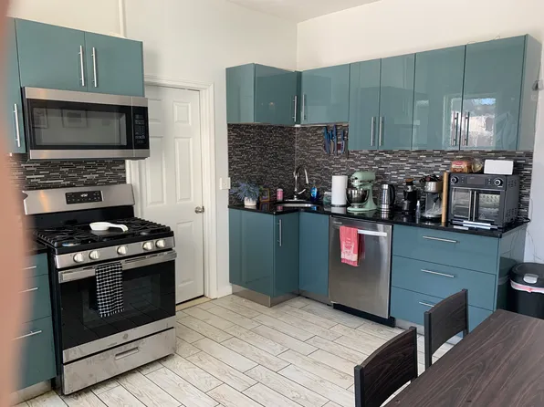 22 Shannon St #2, Boston, MA 02135