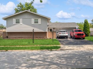 14809 Park Ave, Oak Forest, IL