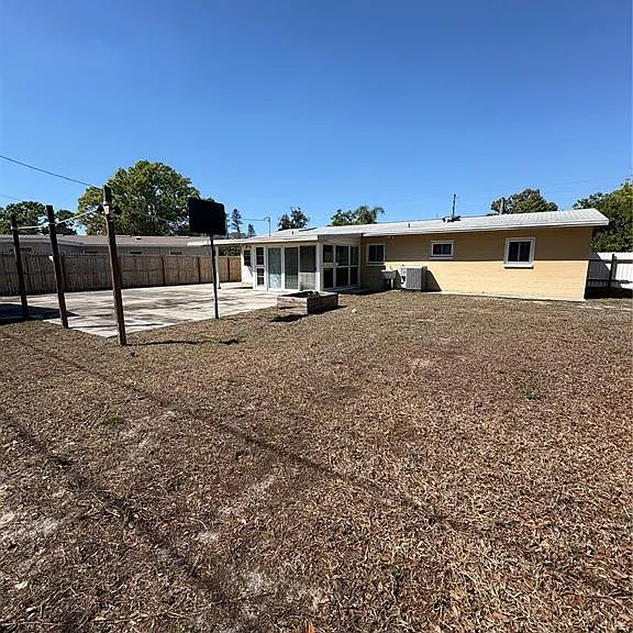 218 Lewis Blvd SE — Photo 14