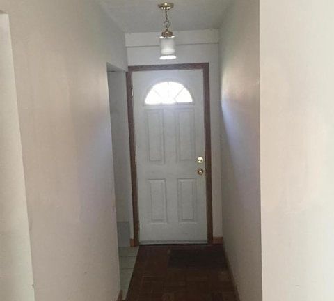 2nd image of 1161 Woodbrook Cir W APT B