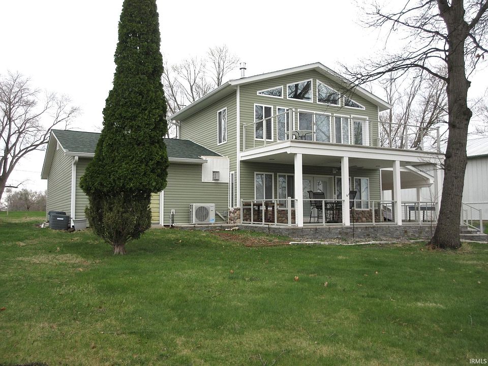 1st image of 3102 E McKinley Dr