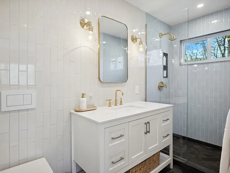 66 Davis Dr — Photo 19