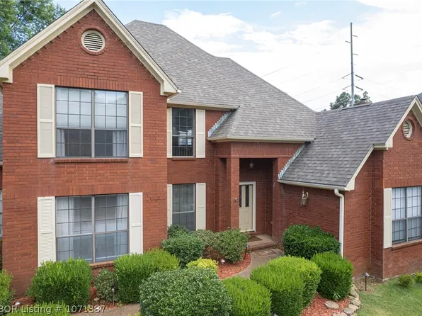 8804 Copper Oaks Ln, Fort Smith, AR 72903