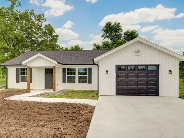 401 E Crescent Street, Aurora, MO 65605