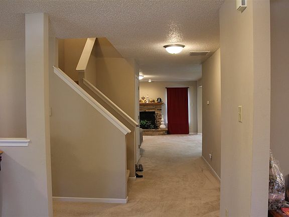 3rd image of 299 Leatherwood Way