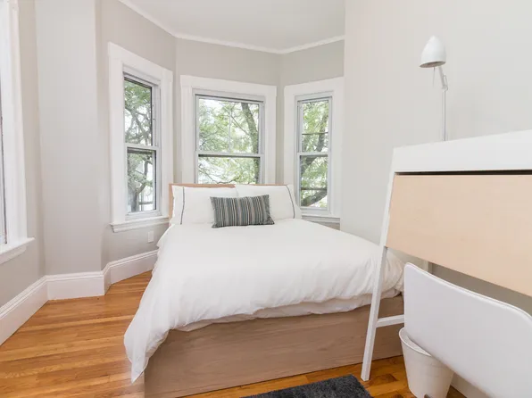153 Trenton St, Boston, MA