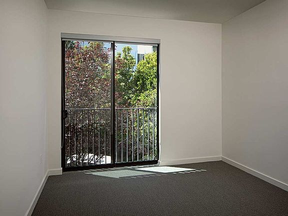 5th image of 12012 Valleyheart Dr #201