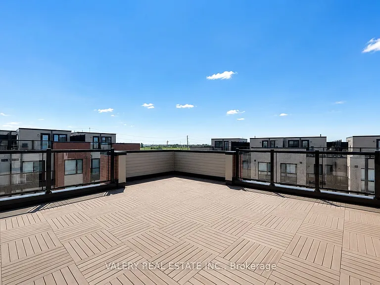 20 Woodstream Dr #15 — Photo 14