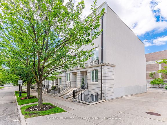 2nd image of 246 Walmer Rd