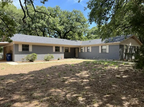 700 Kimbrough Rd, Azle, TX 76020
