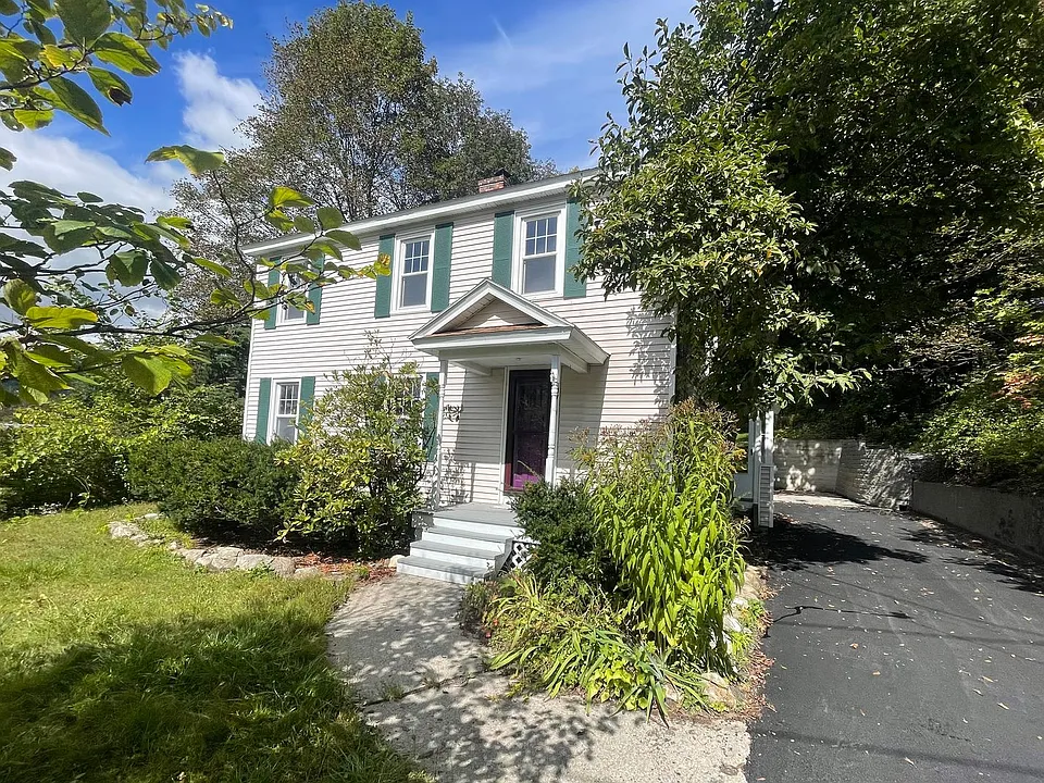 47 Beacon St