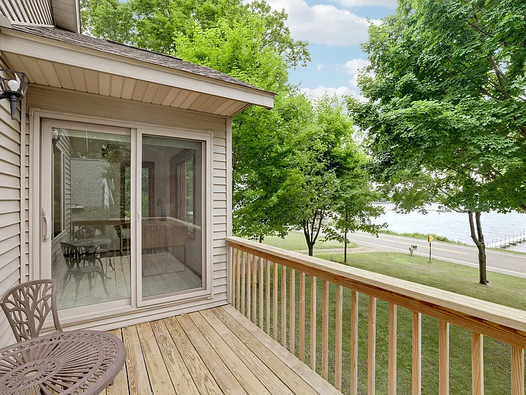 3448 N Shore Dr — Photo 31
