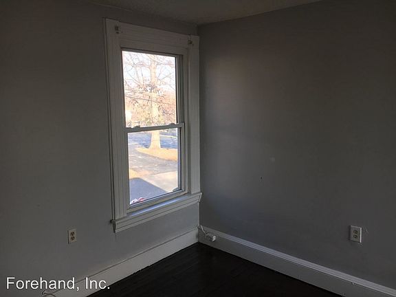 4th image of 2236 Aragon St