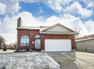 3349 Cavanaugh Rd, Dayton, OH 45405