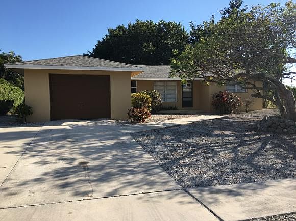 1st image of 1221 Samoa Ave