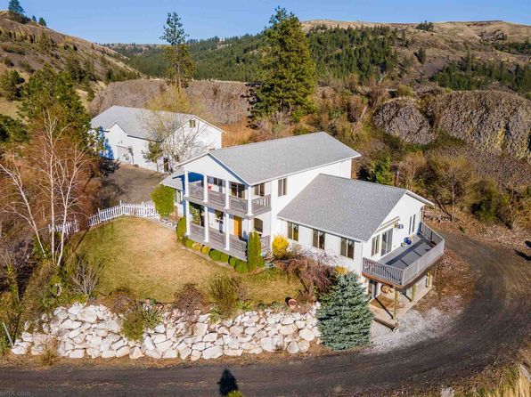 Lake Roosevelt Waterfront Davenport Real Estate 2 Homes For Sale Zillow