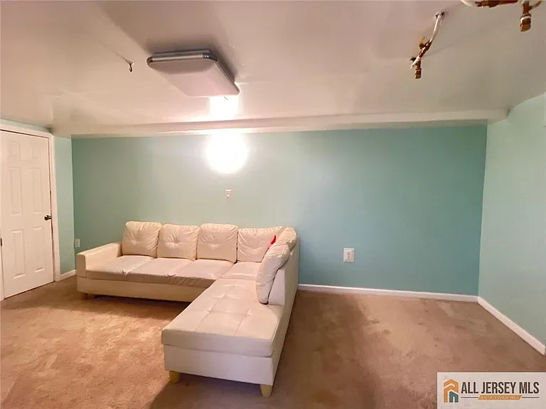 406 Cranbury Rd #7 — Photo 26