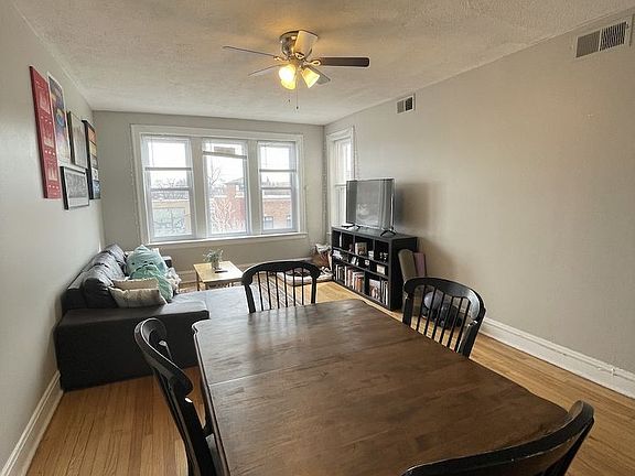 4th image of 2502 N Rockwell St APT 3