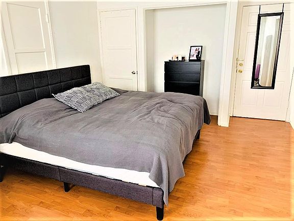 3rd image of 446 N Oakhurst Dr APT 205