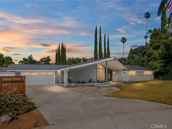 30 W Hilton Ave, Redlands, CA 92373