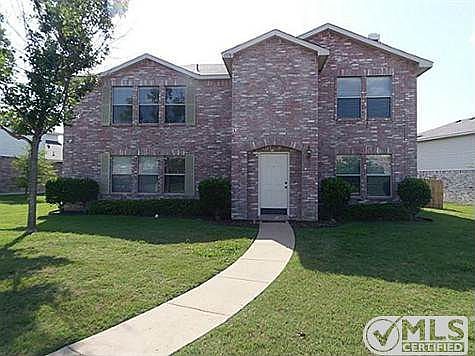1st image of 1570 Englewood Dr