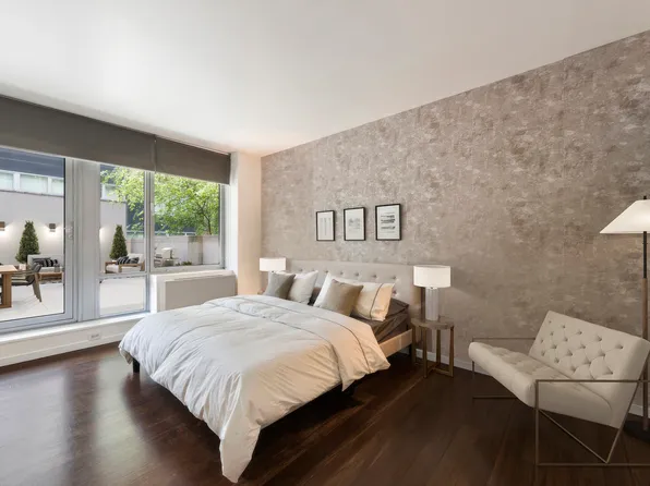 444 West 19th Street image 5 of 12