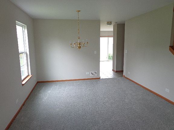 3rd image of 1053 Ames Ct