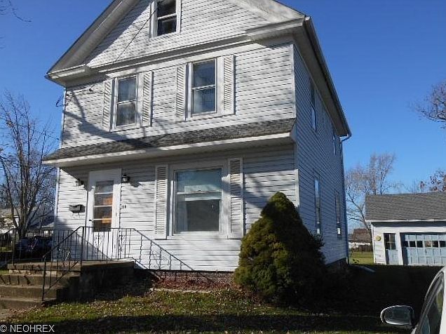 1st image of 119 Willis Ave