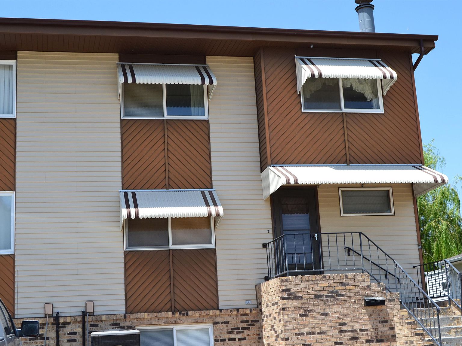 806 1/2 E 7th St, Mccook, NE 69001 Zillow