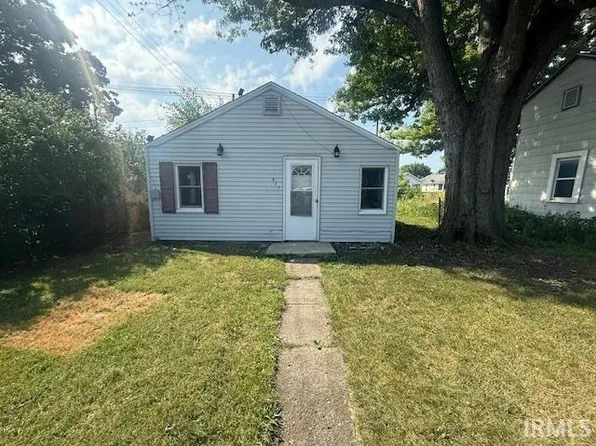 621 W 5th St, Mishawaka, IN 46544