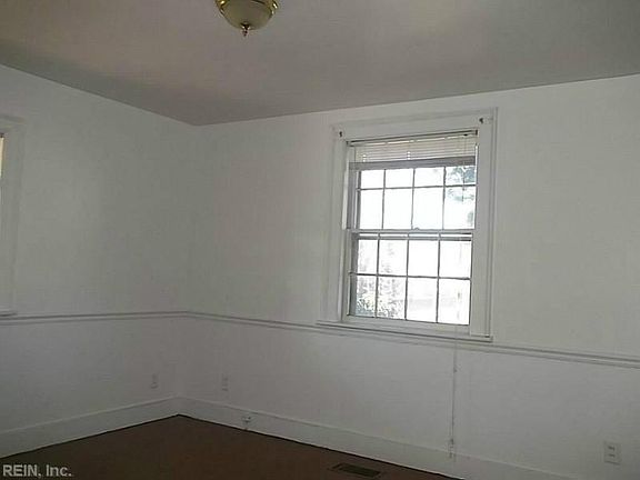 5th image of 2309 Airline Blvd #A