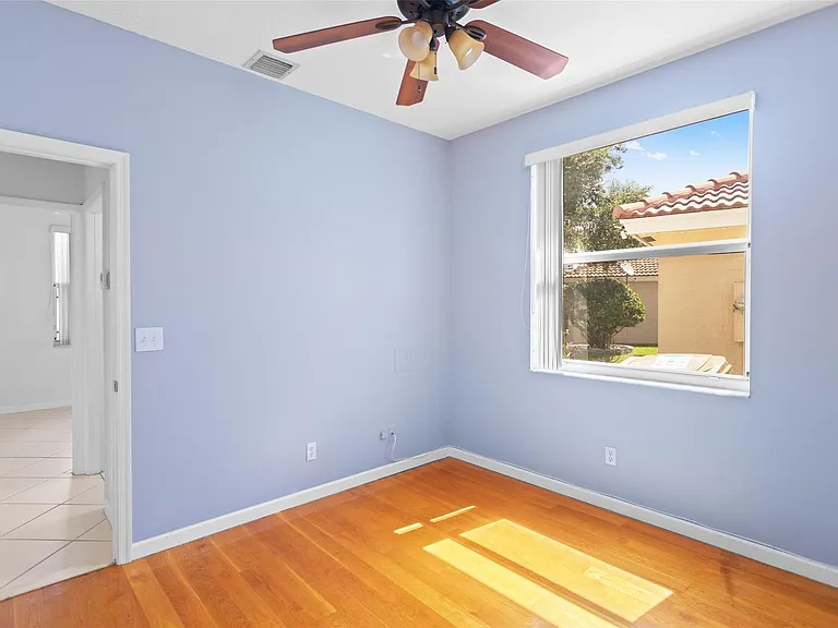 15250 SW 49th Ct — Photo 39