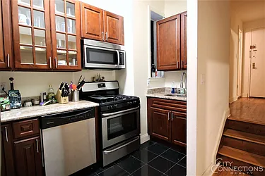 Rented by City Connections Realty