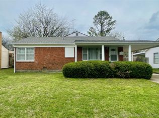 1017 E 7th St, Ada, OK 74820