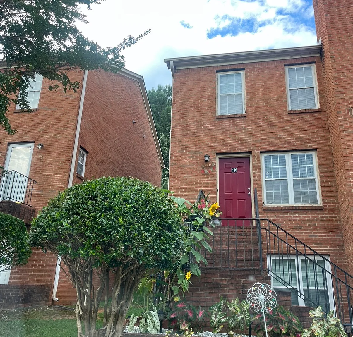 2 bed, 2.5 bath, 600 sqft, $1,750 — Photo 2