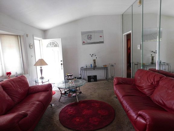 4th image of 1410 Stanley Blvd