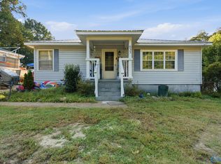 633 4th St NW, Arab, AL 35016