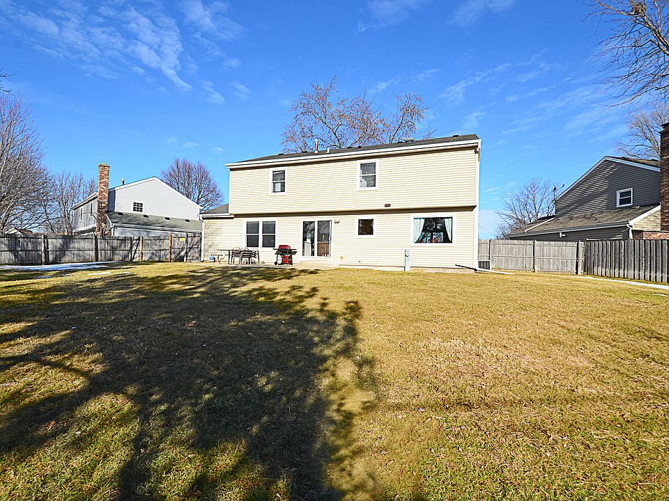 1st image of 2289 Woodland Cir