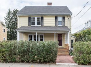 7 Bridges Ave, Newton, MA 02460
