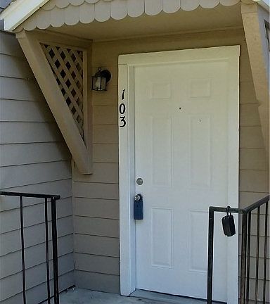 3rd image of 5616 Emerald Forest Dr APT 103