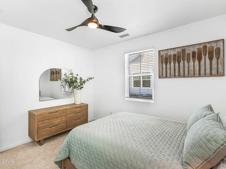 8678 Weekend Dr — Photo 32