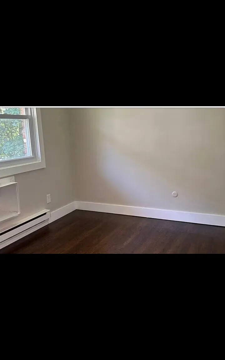 286 S Center St — Photo 2