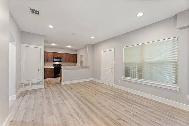 13601 Pinnacle Cir W #2102 — Photo 7