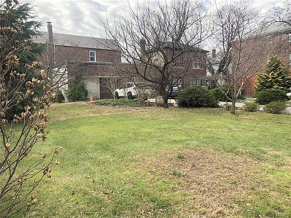 5th image of 2160 Edenwald Ave