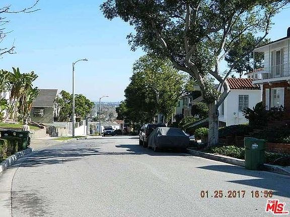 3rd image of 3664 Homeland Dr