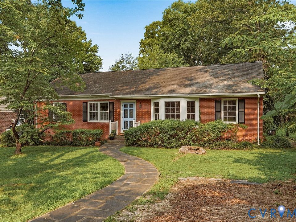 1st image of 510 Cedarbrooke Ln
