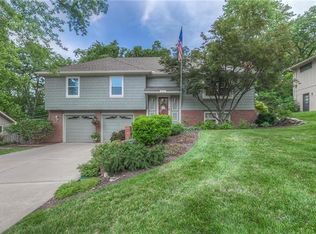 7210 W 54th St, Overland Park, KS 66202