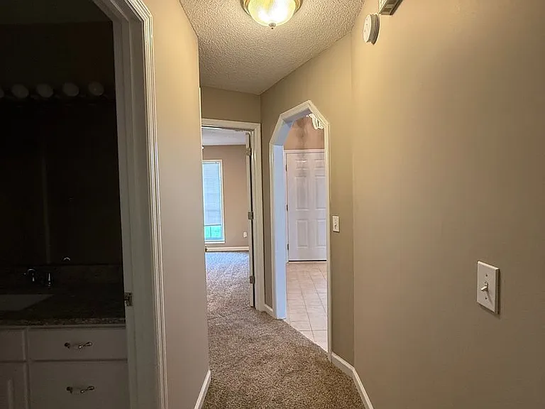 53 Michael Ln — Photo 9